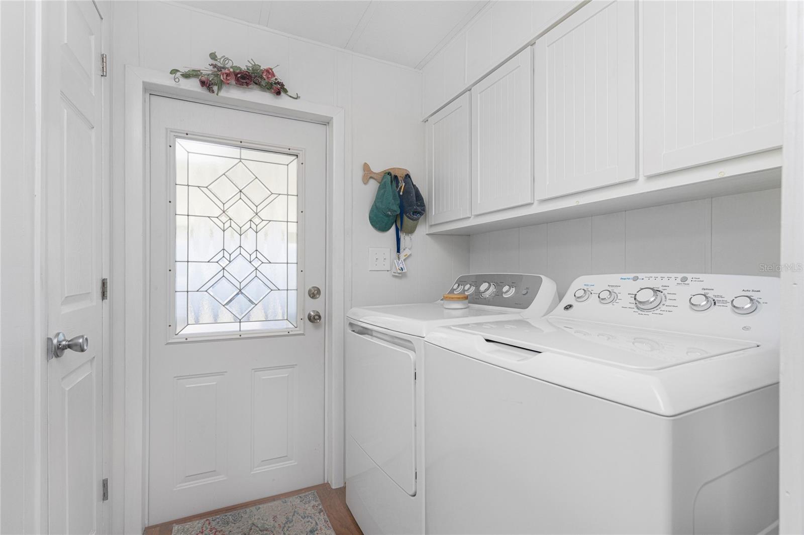 Image 19 of 49 For 6461 Falcon Drive