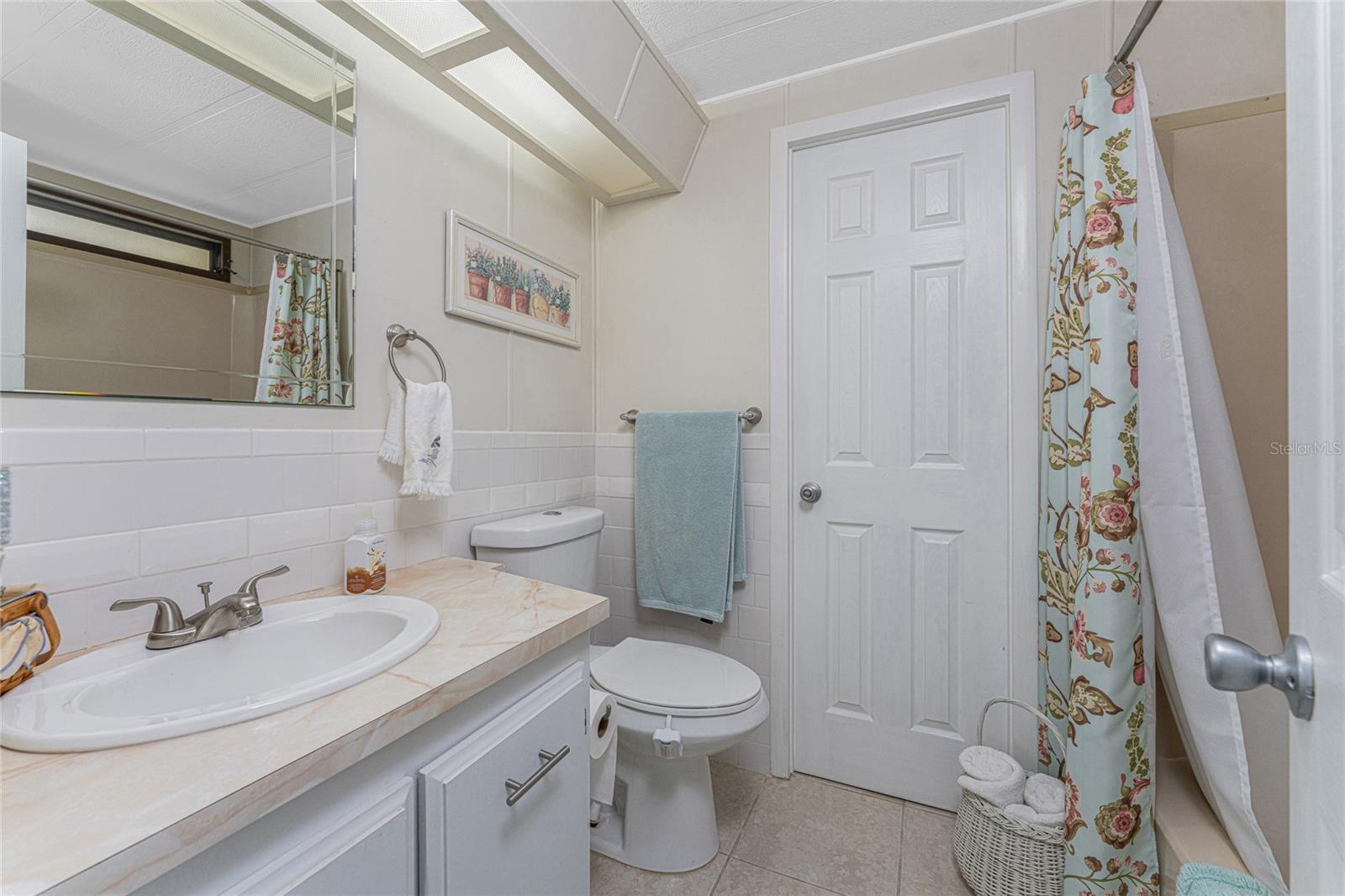 Image 20 of 49 For 6461 Falcon Drive