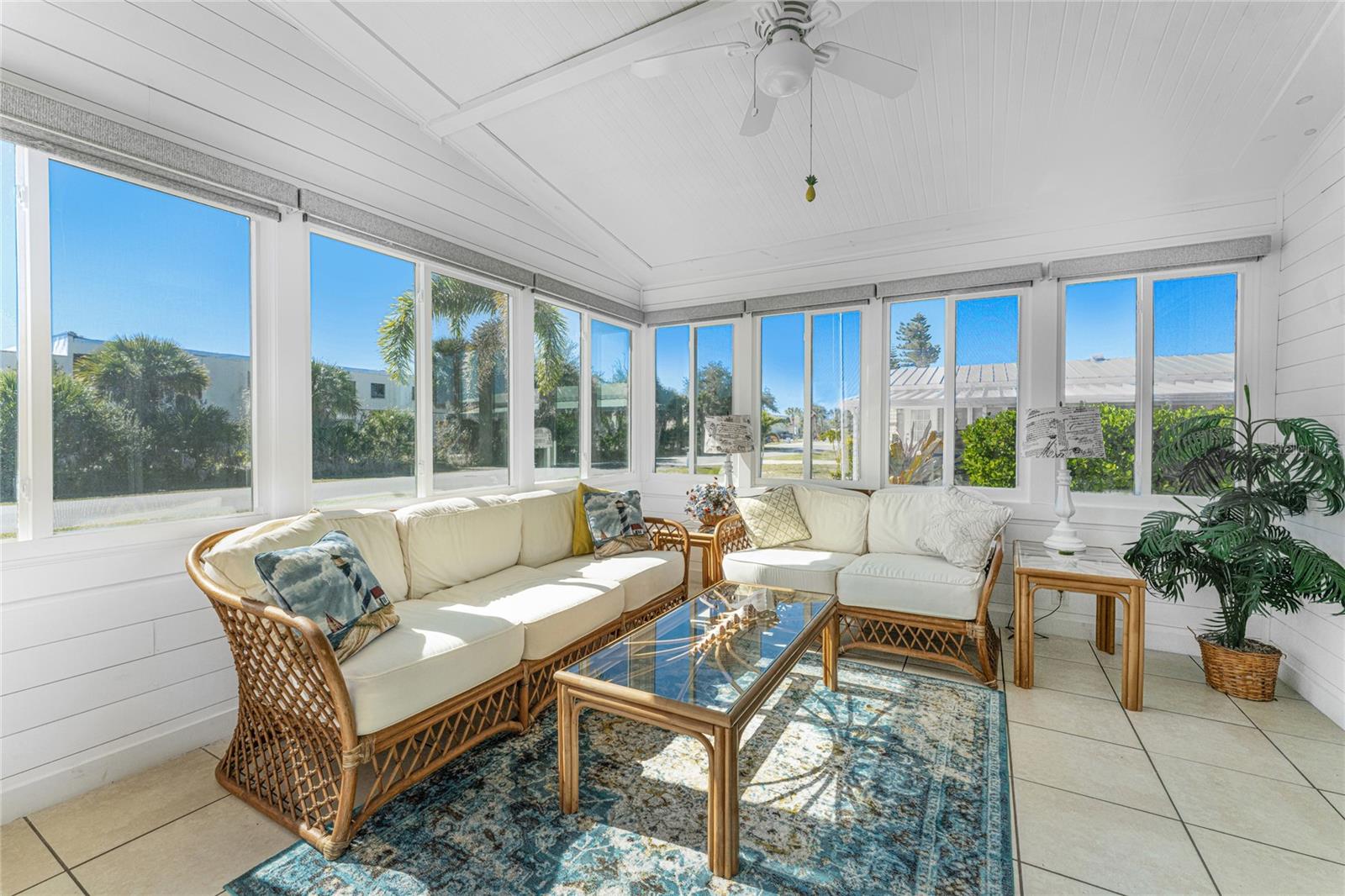 Image 31 of 49 For 6461 Falcon Drive