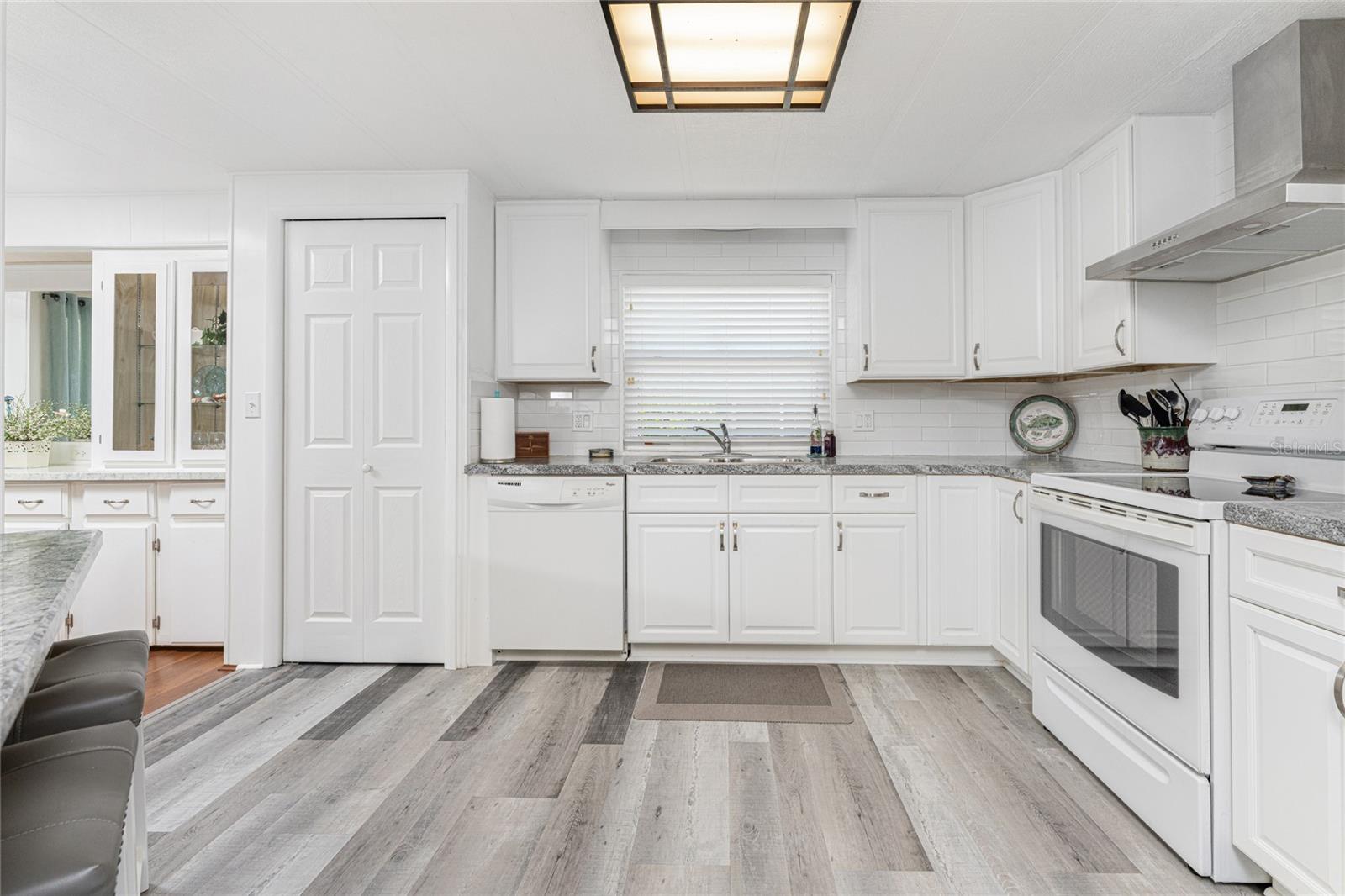 Image 5 of 49 For 6461 Falcon Drive