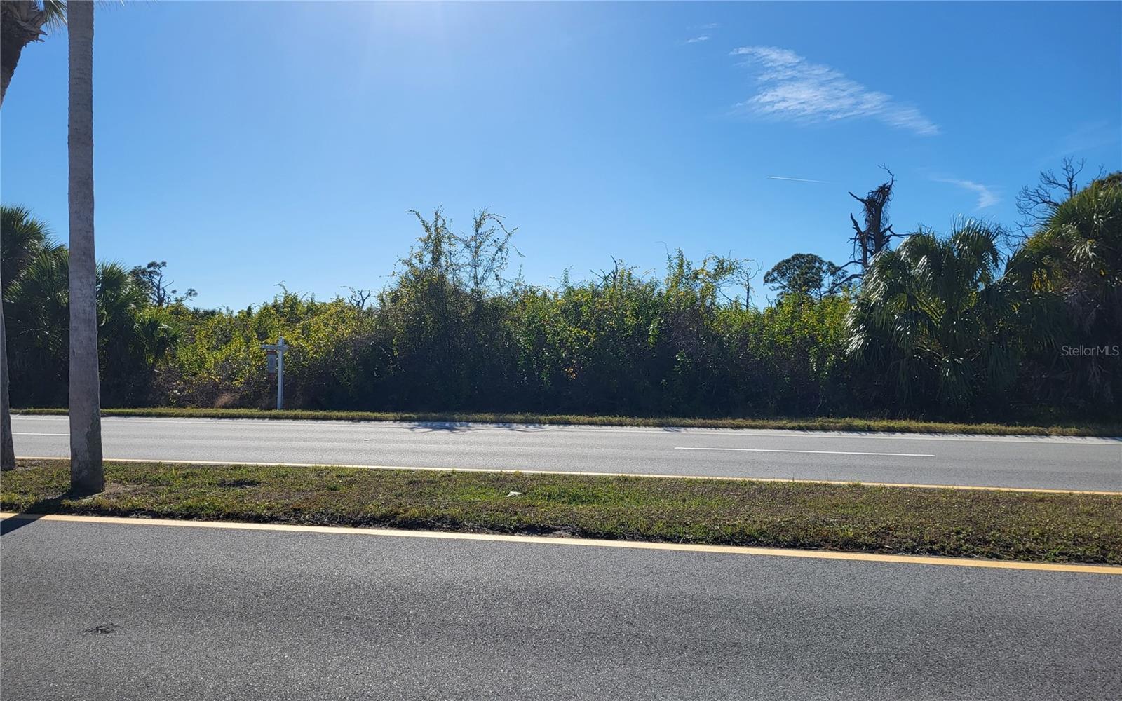 Image 8 of 11 For 3944 Cape Haze Drive