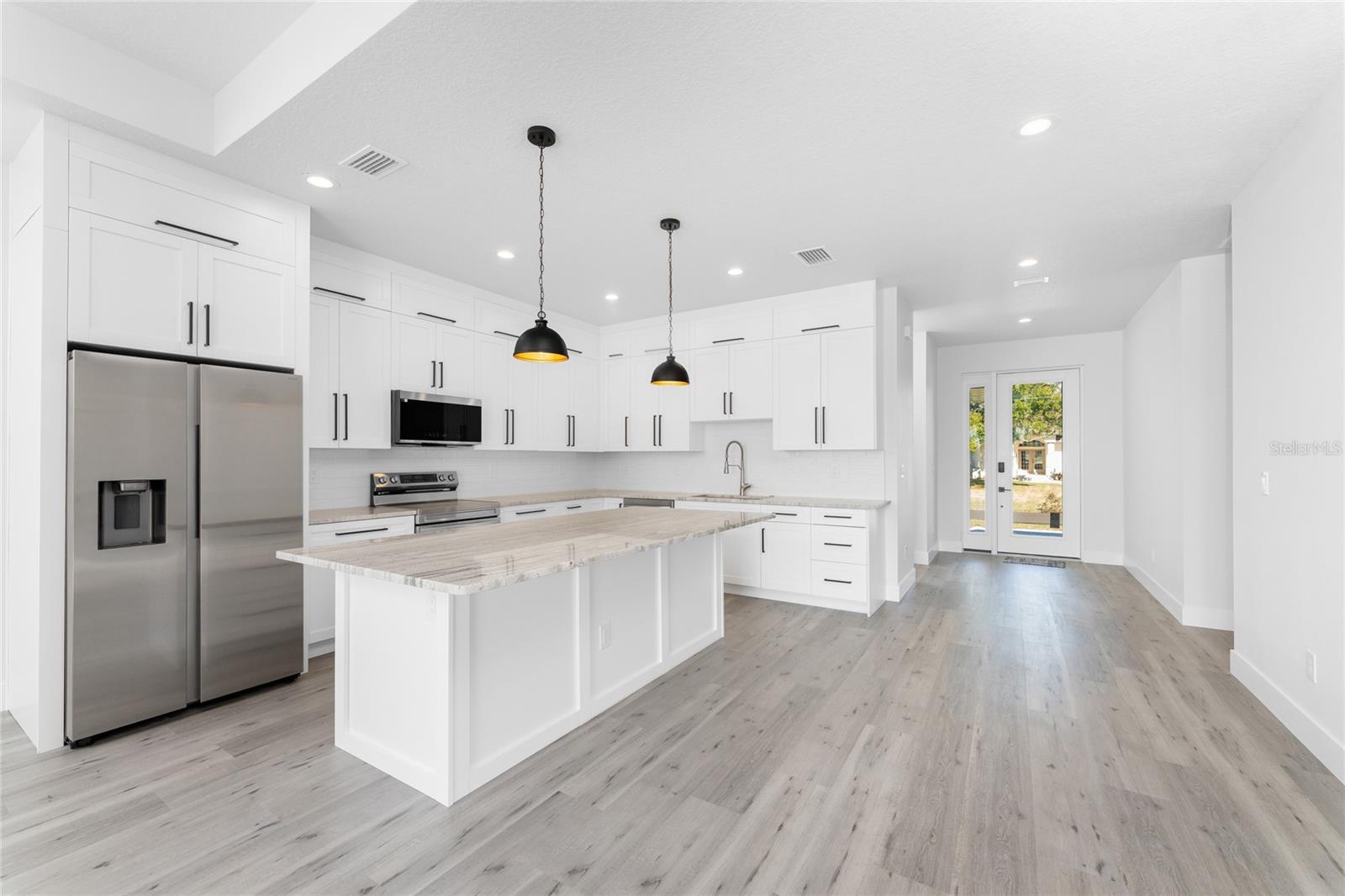 Image 12 of 50 For 27 Bunker Court