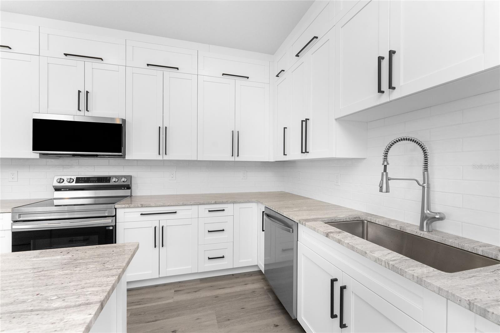 Image 15 of 50 For 27 Bunker Court