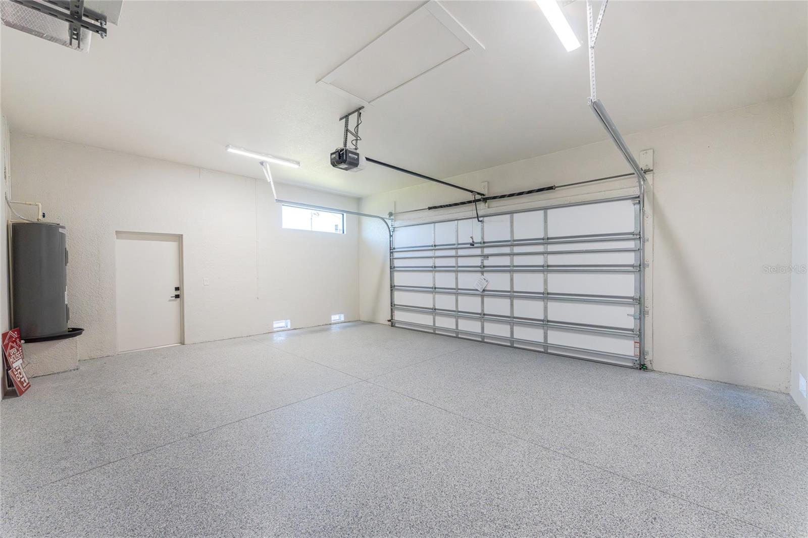 Image 31 of 50 For 27 Bunker Court