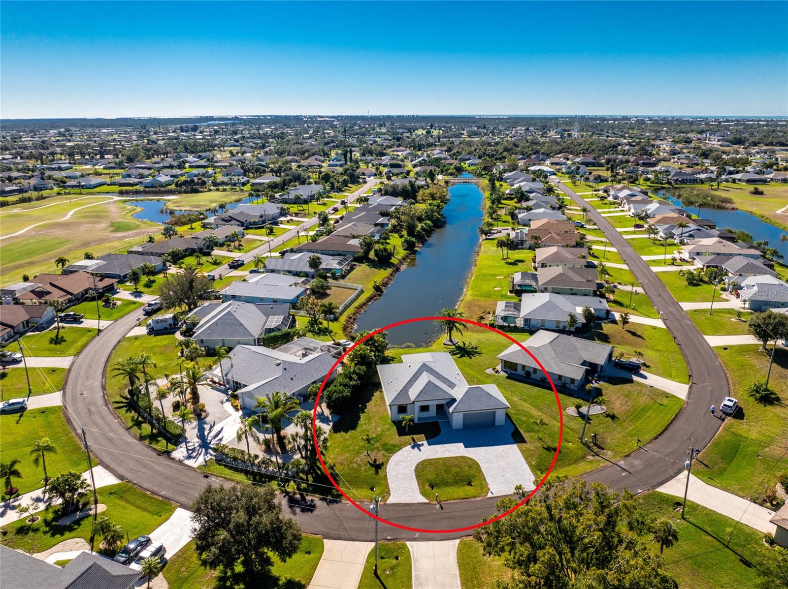 Image 42 of 50 For 27 Bunker Court