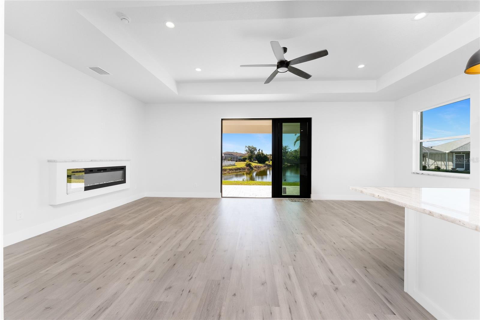 Image 5 of 50 For 27 Bunker Court