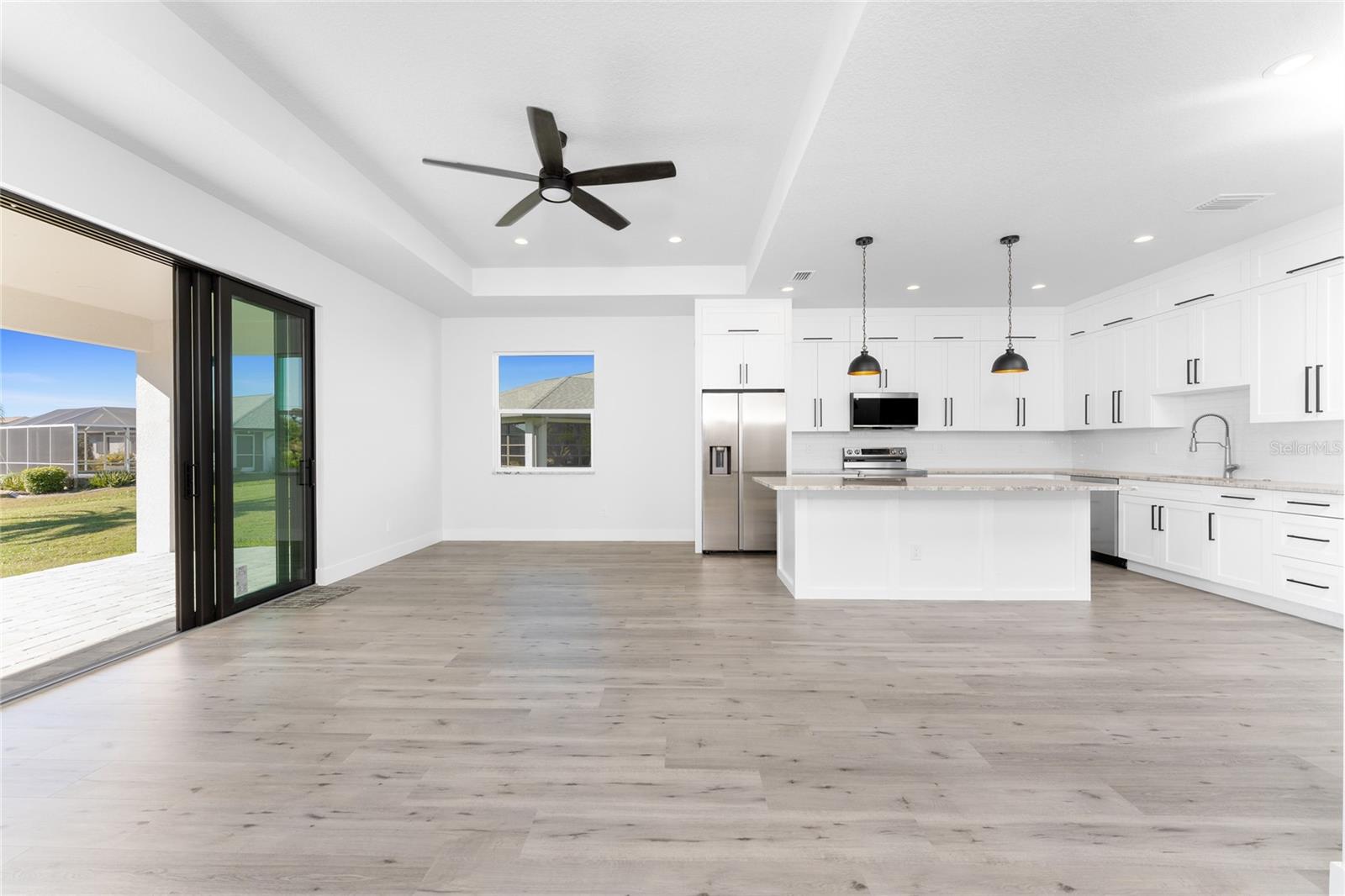 Image 7 of 50 For 27 Bunker Court