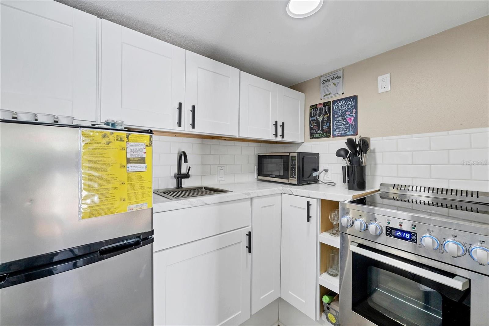 Image 23 of 94 For 115 Friendship Lane