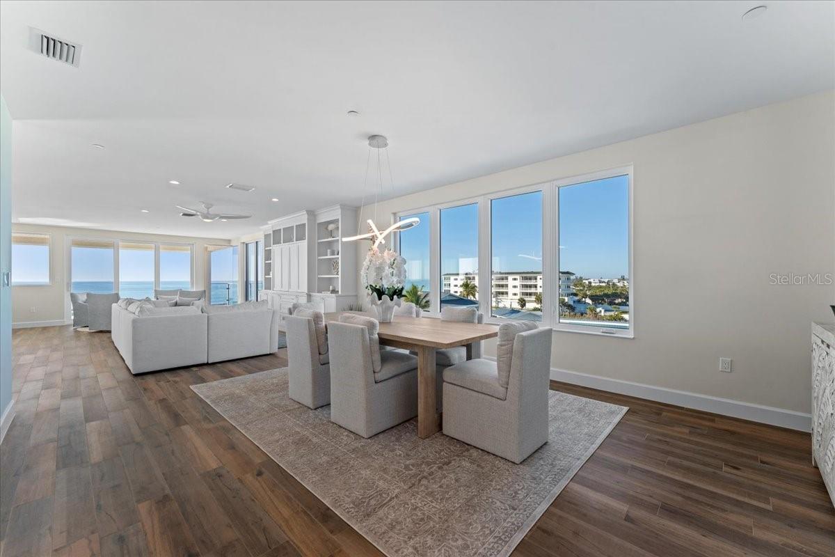 Image 12 of 86 For 2708 Beach Road 5