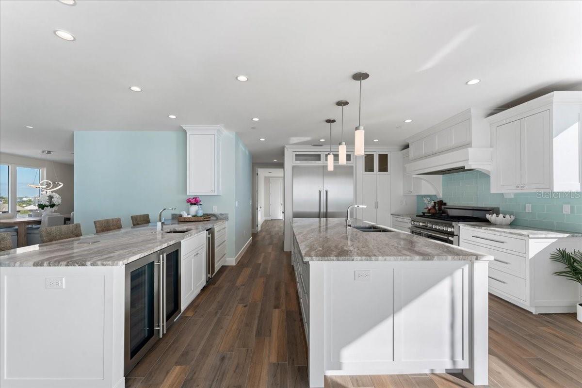 Image 26 of 86 For 2708 Beach Road 5