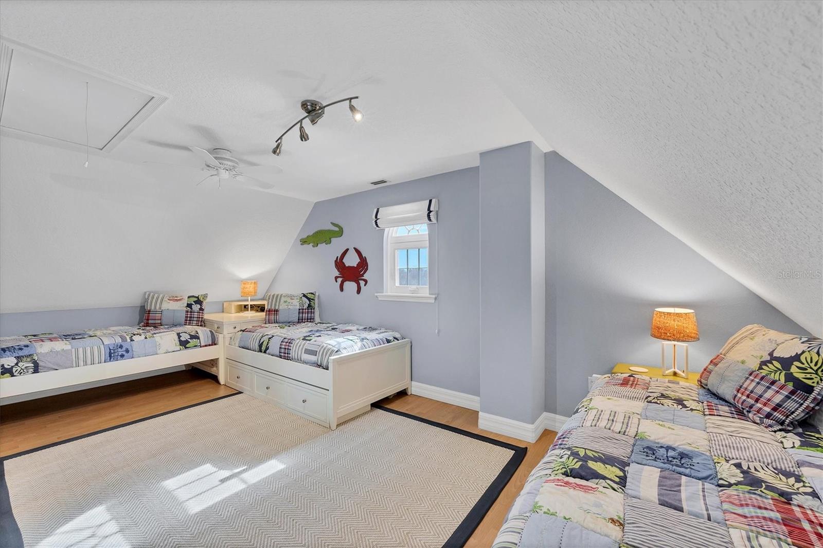 Image 27 of 51 For 10470 Sunny Dreams Terrace