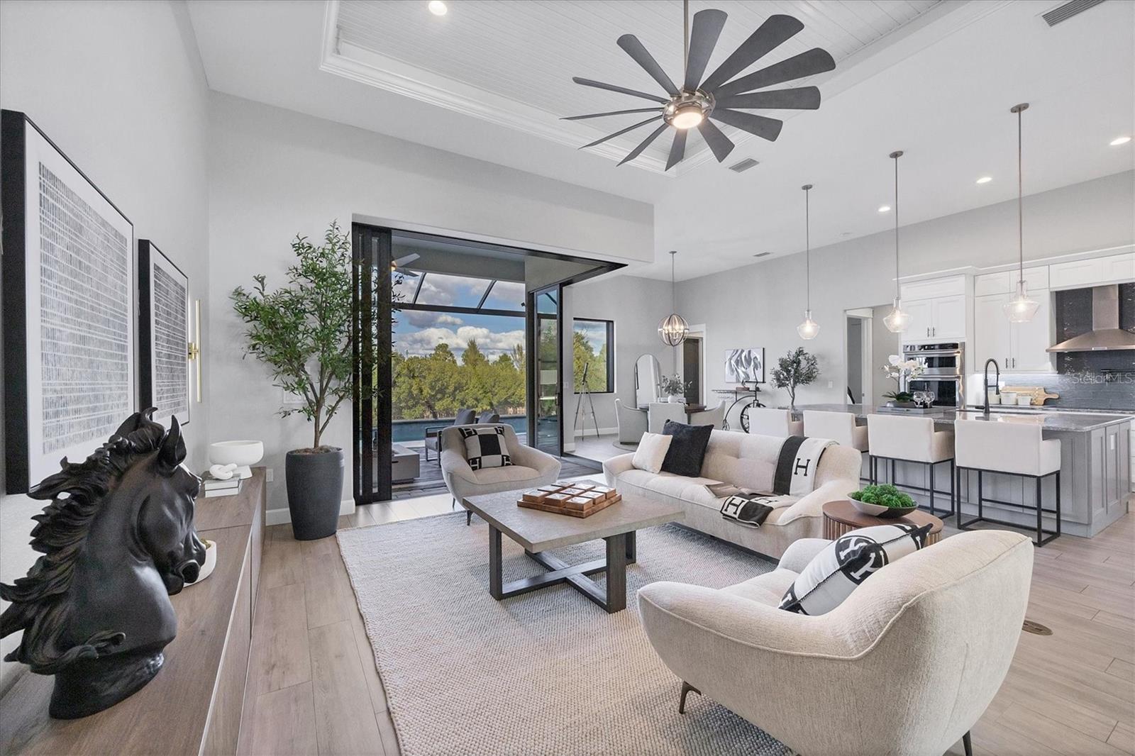 Image 12 of 82 For 15050 Leipzig Circle