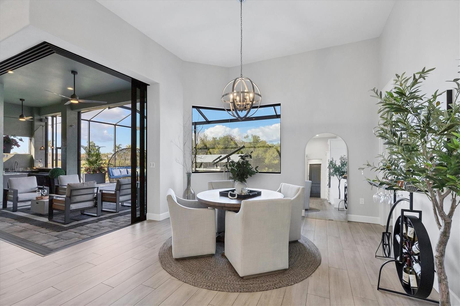 Image 15 of 82 For 15050 Leipzig Circle