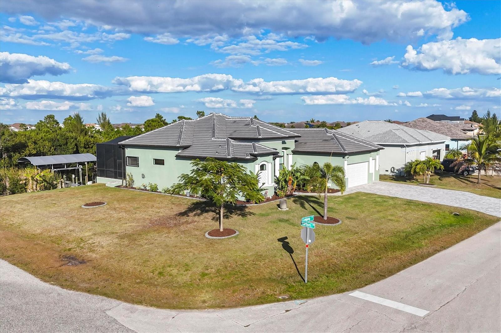 Image 4 of 82 For 15050 Leipzig Circle