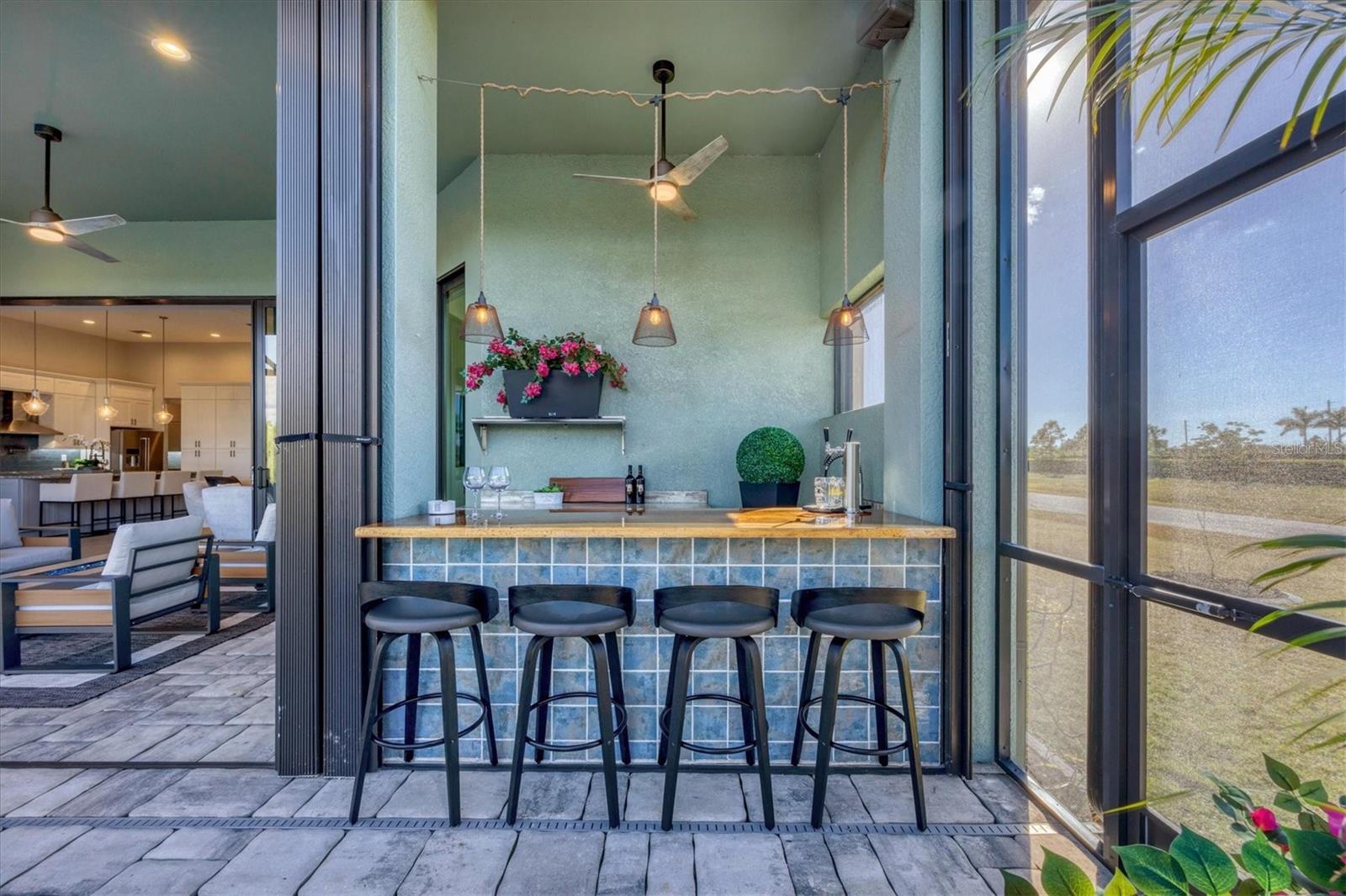 Image 42 of 82 For 15050 Leipzig Circle