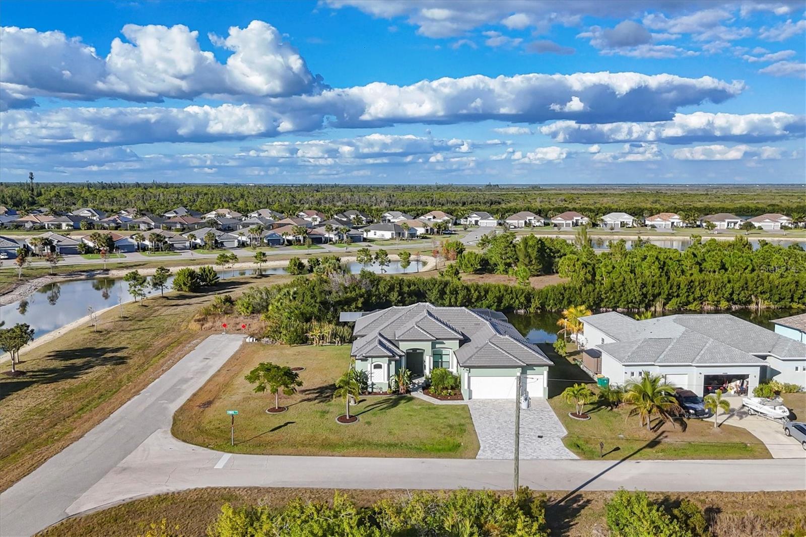 Image 5 of 82 For 15050 Leipzig Circle