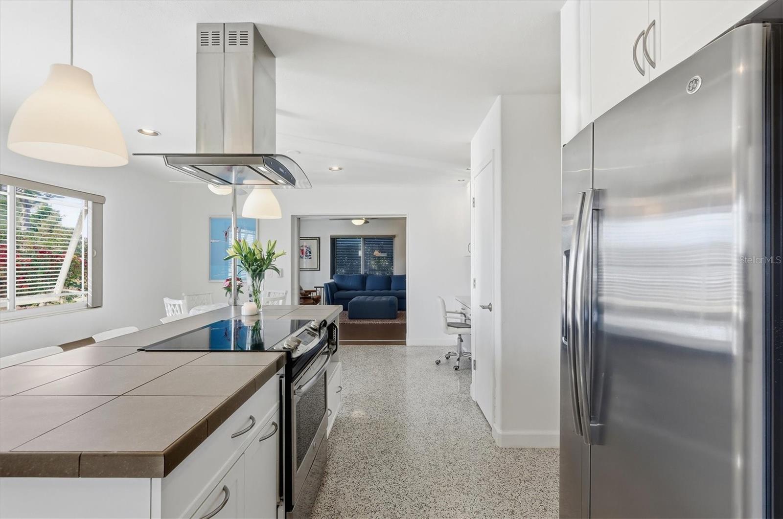 Image 14 of 57 For 1550 Barbara Place