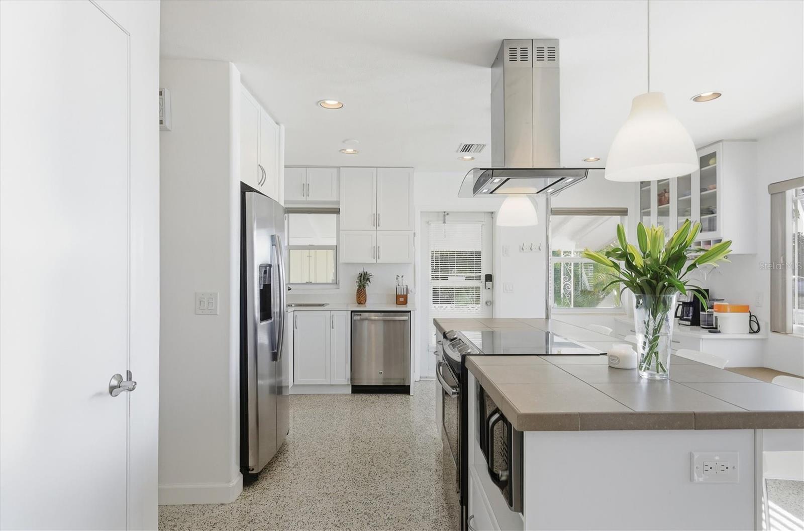 Image 16 of 57 For 1550 Barbara Place