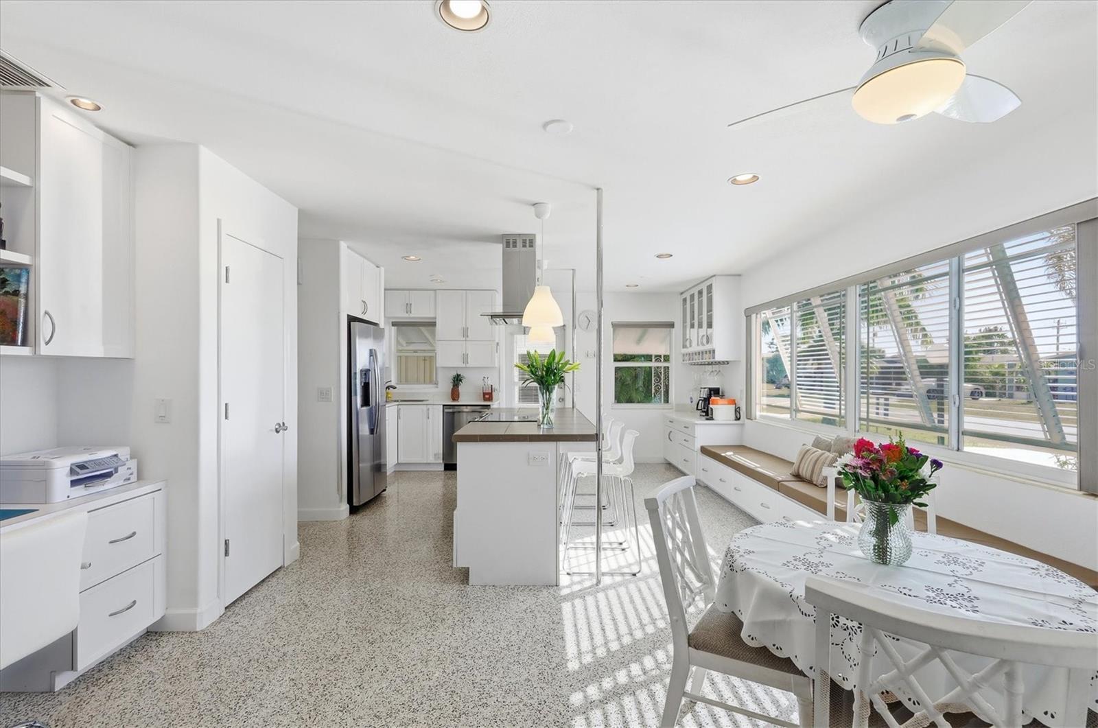 Image 21 of 57 For 1550 Barbara Place