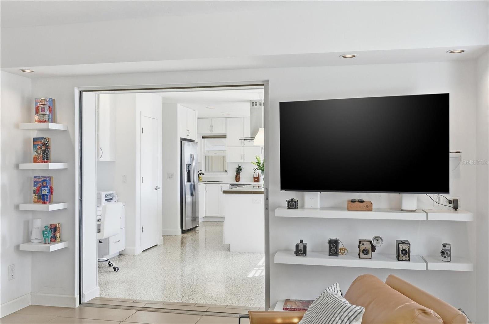 Image 27 of 57 For 1550 Barbara Place