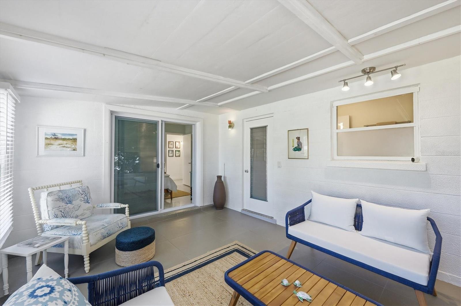 Image 33 of 57 For 1550 Barbara Place