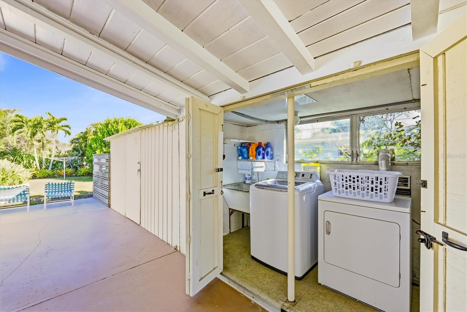 Image 40 of 57 For 1550 Barbara Place