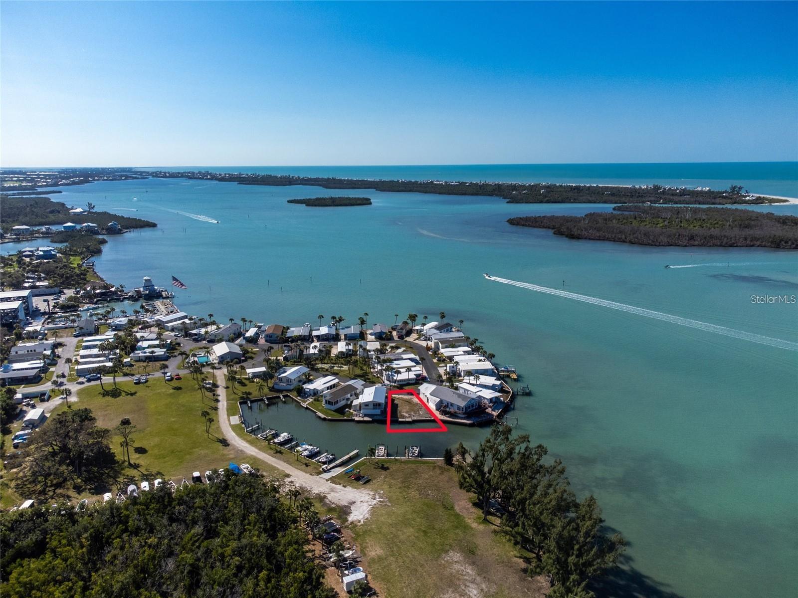 Image 3 of 11 For 7500 Park Pointe Drive 42