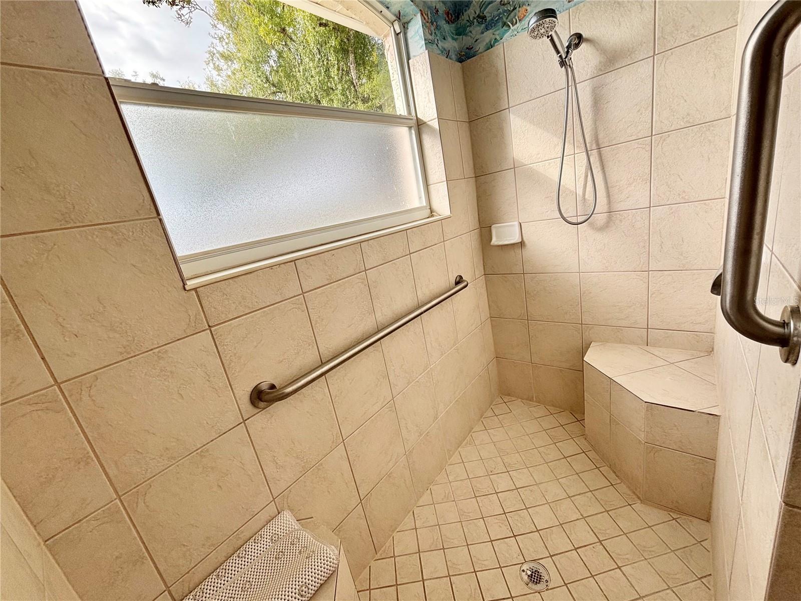 Image 15 of 46 For 2091 Lynx Run