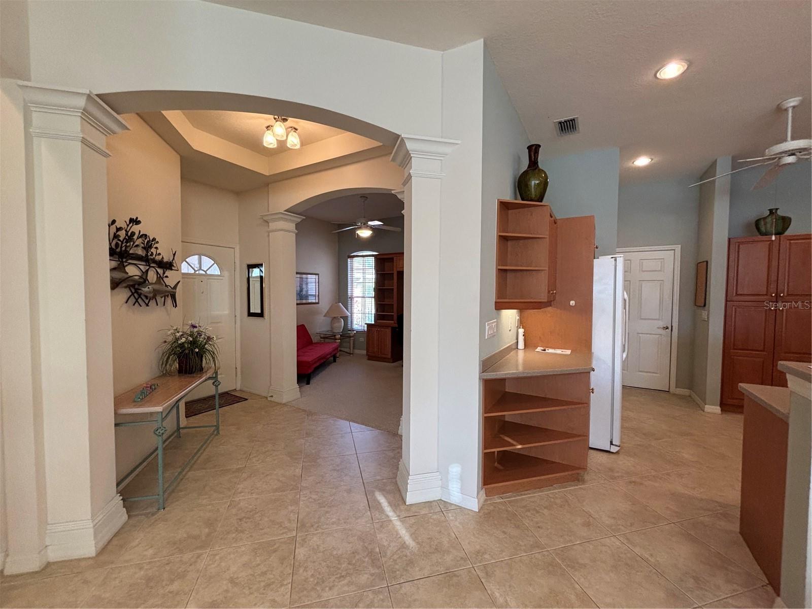 Image 3 of 46 For 2091 Lynx Run