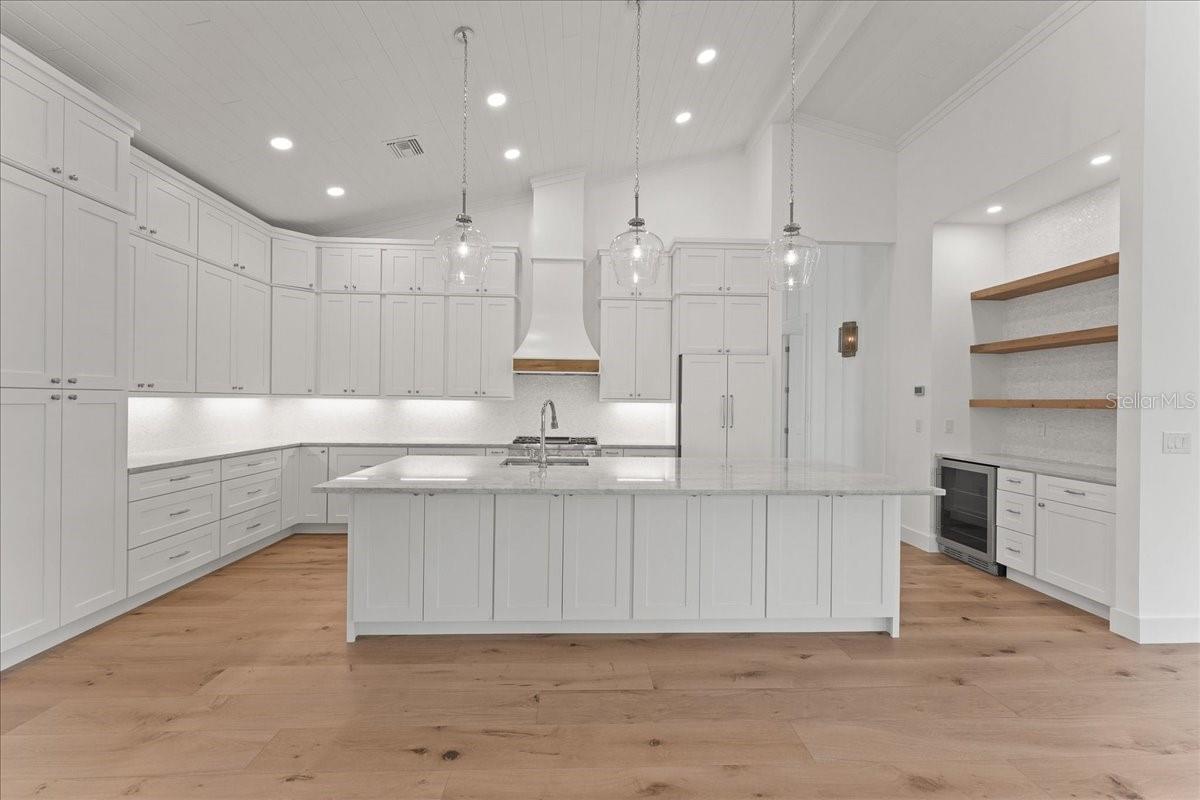 Image 16 of 75 For 847 Belcher Road