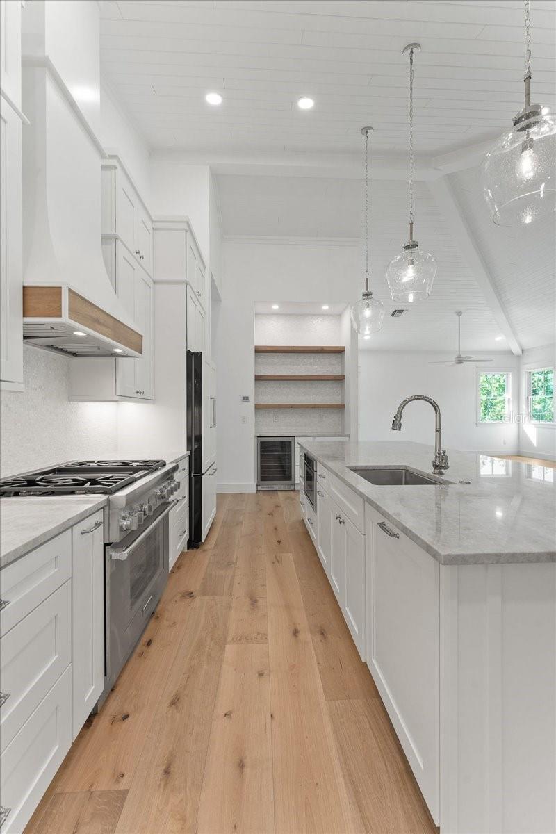 Image 23 of 75 For 847 Belcher Road