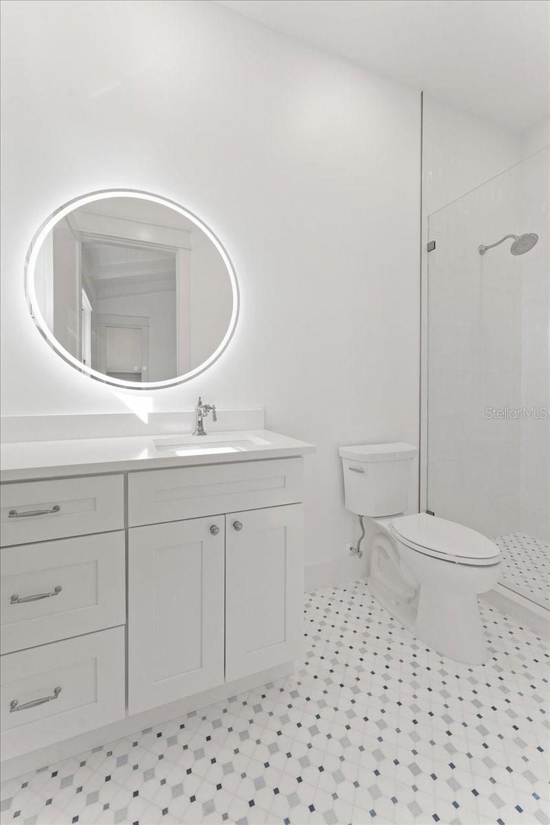 Image 43 of 75 For 847 Belcher Road