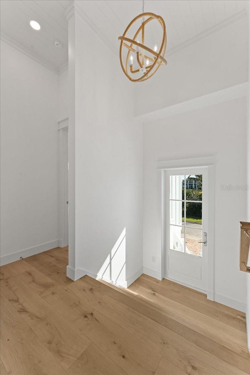 Image 7 of 75 For 847 Belcher Road