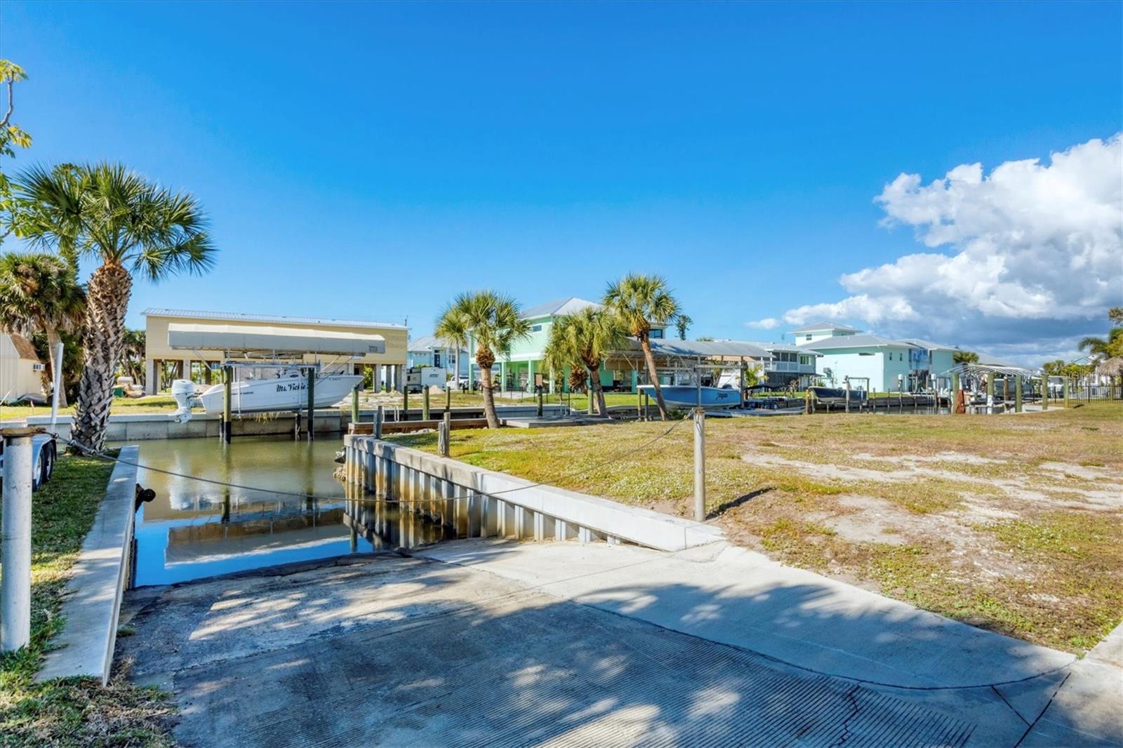 Image 15 of 44 For 10484 Raymond Street