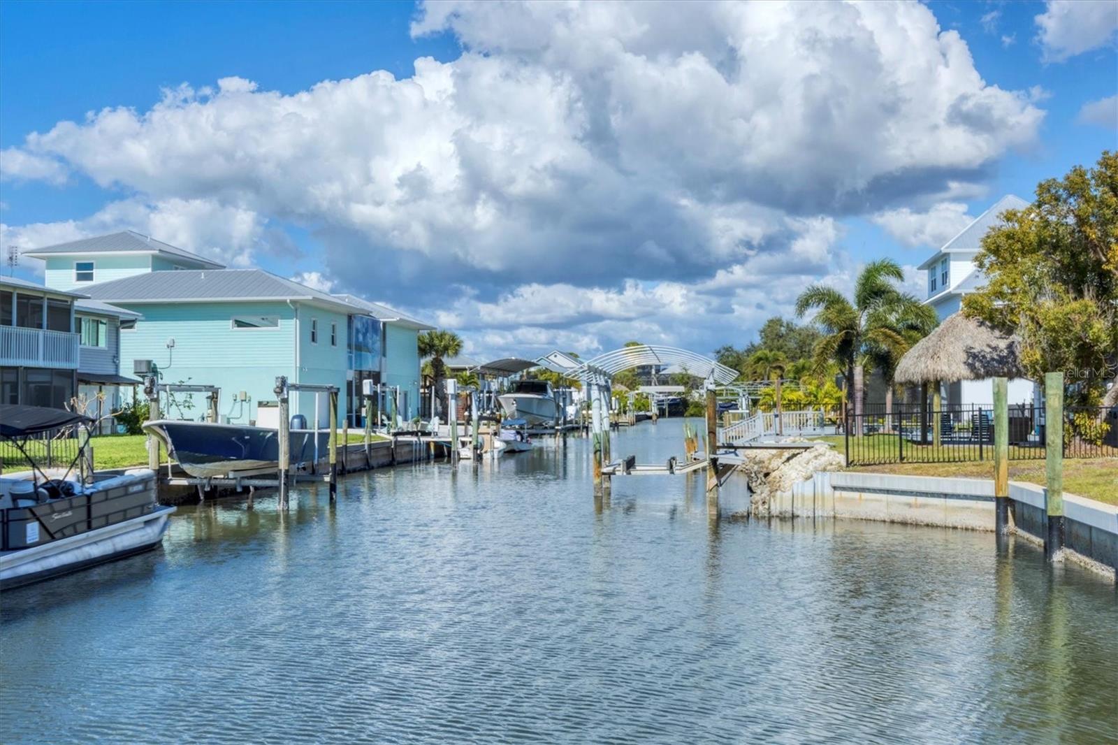 Image 21 of 44 For 10484 Raymond Street