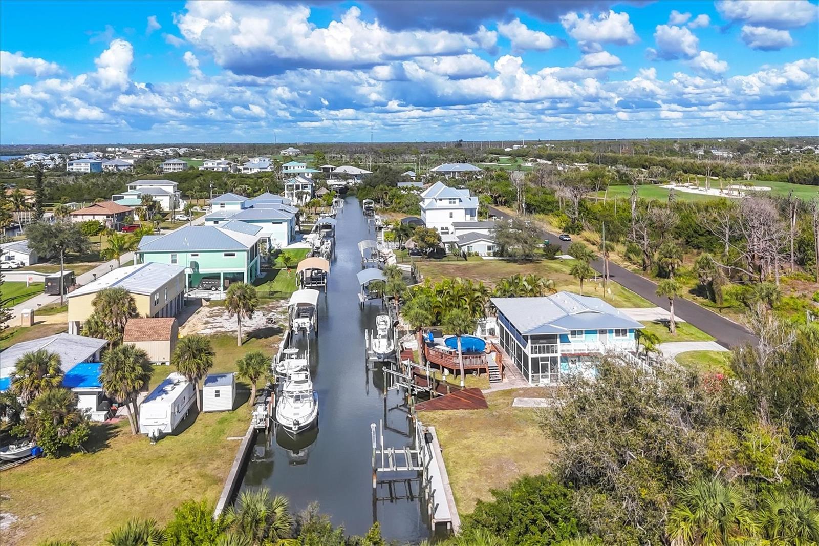 Image 22 of 44 For 10484 Raymond Street