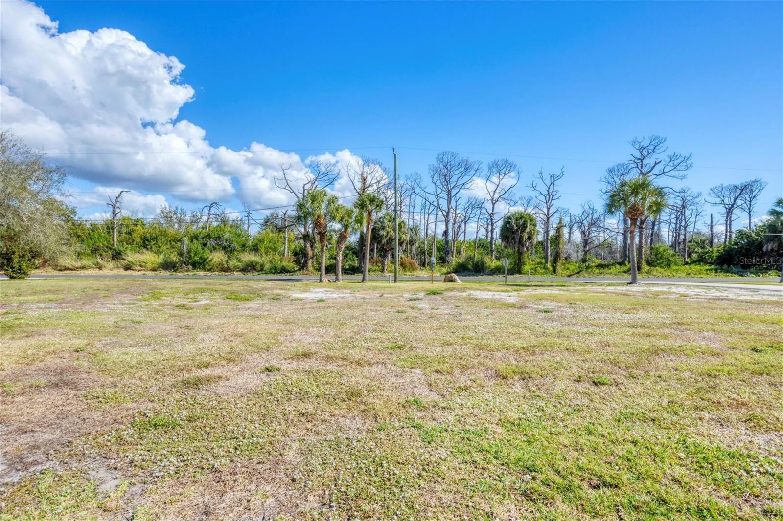 Image 27 of 44 For 10484 Raymond Street