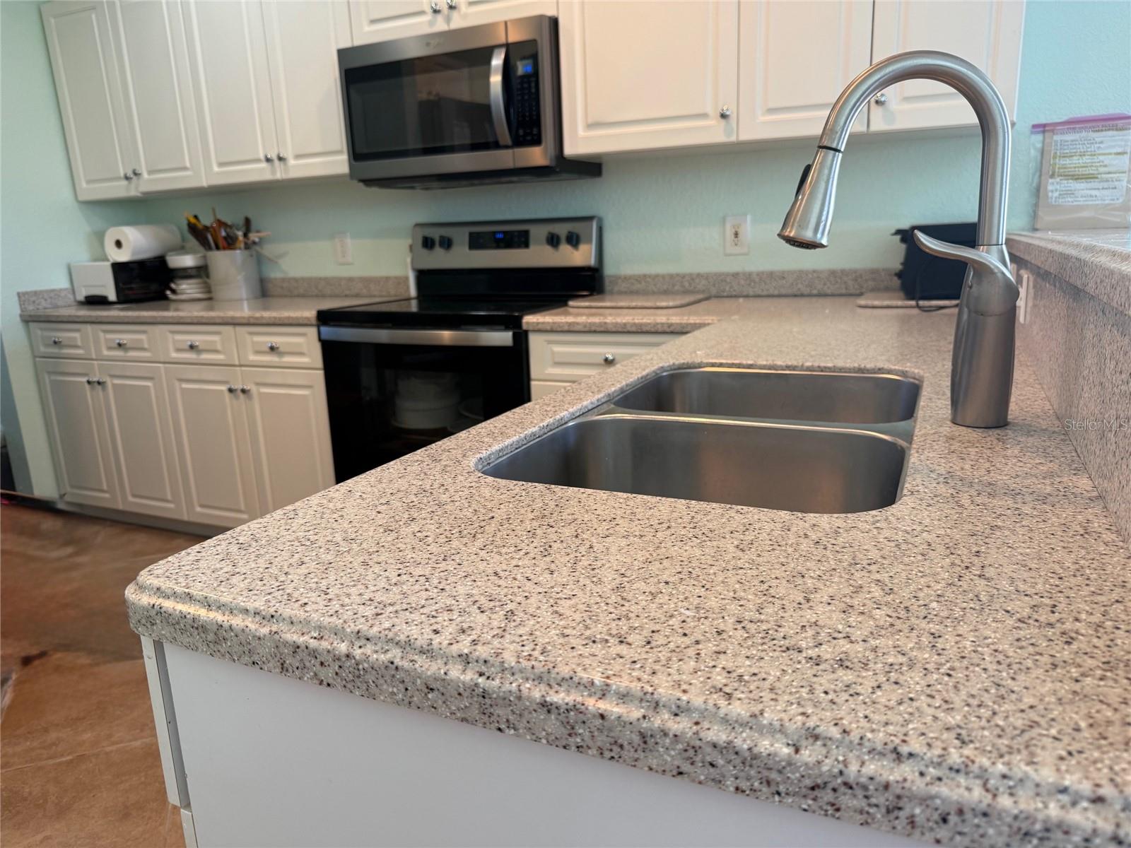 Image 8 of 13 For 224 Boundary Boulevard 224l