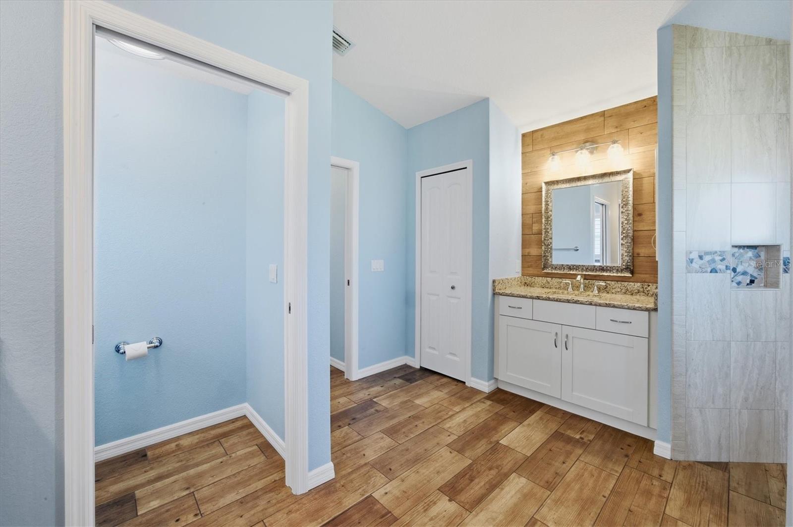 Image 24 of 63 For 249 Marker Road