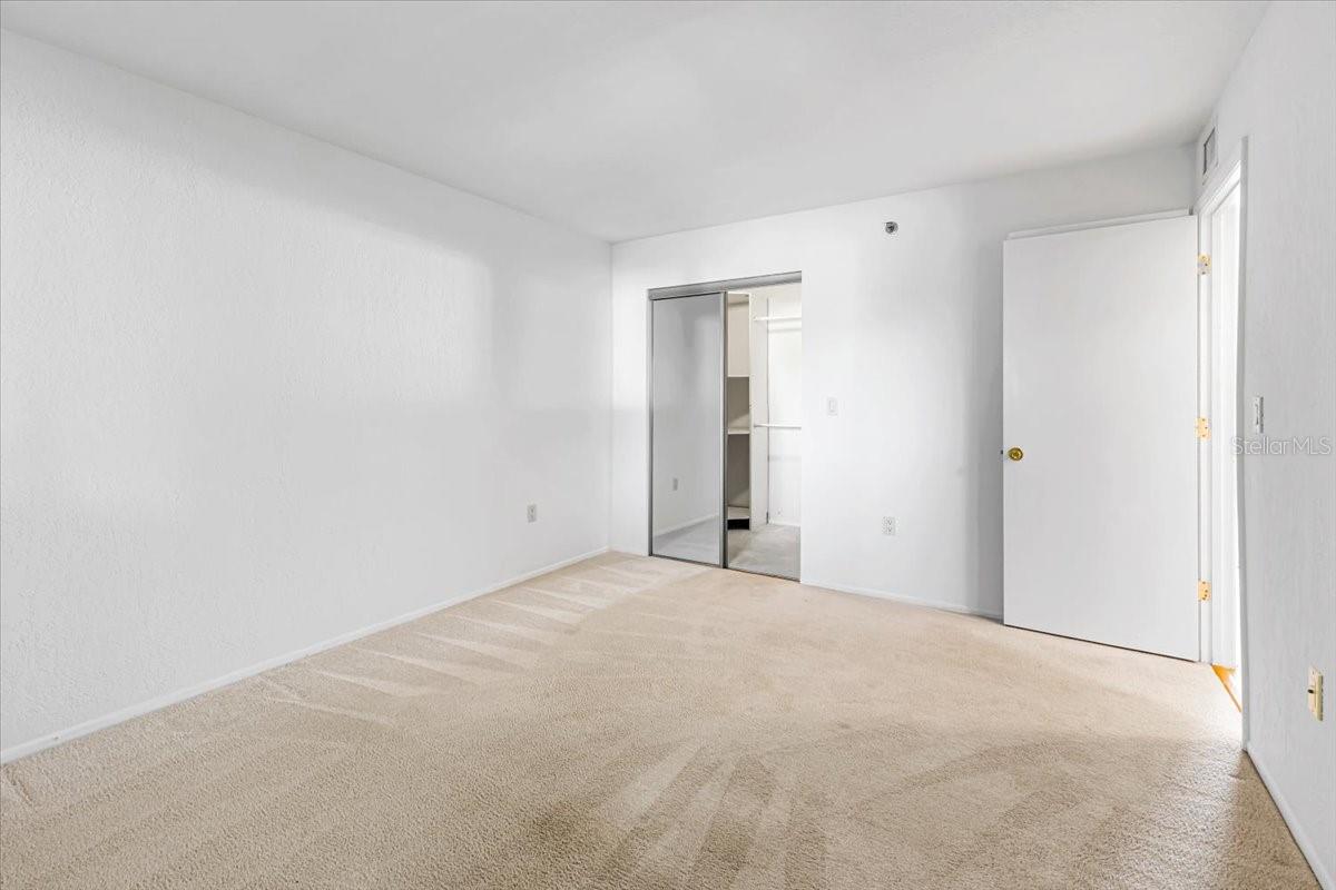 Image 27 of 44 For 53 Bay Heights Avenue 205