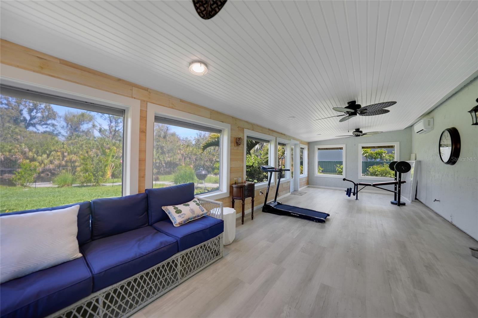 Image 11 of 53 For 9350 Prospect Avenue