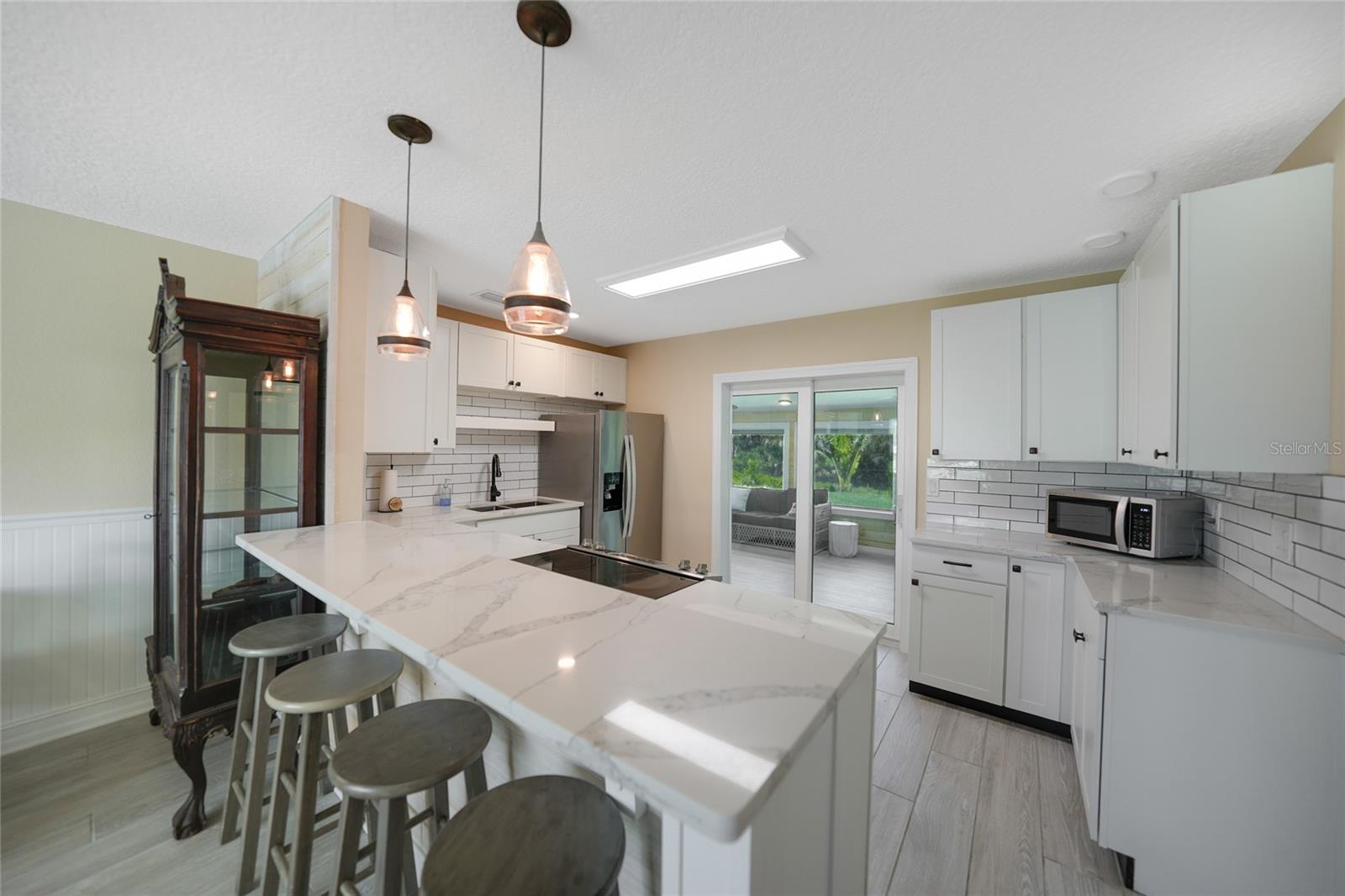Image 3 of 53 For 9350 Prospect Avenue