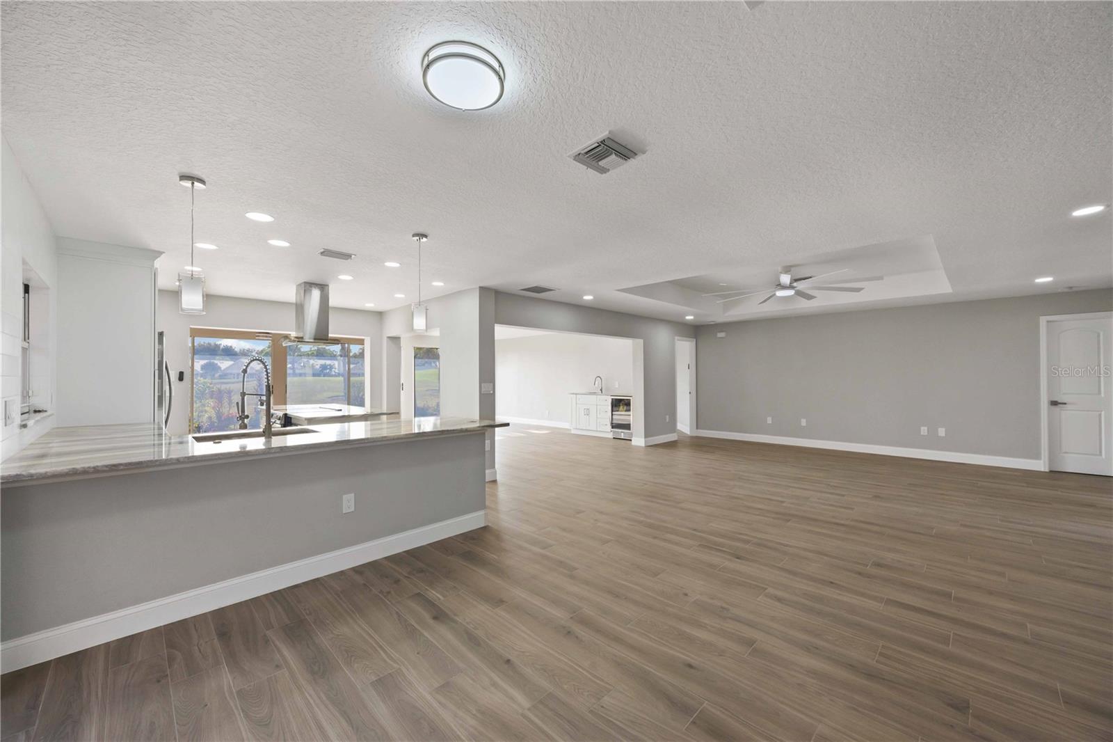 Image 19 of 56 For 717 Carnoustie Terrace 9