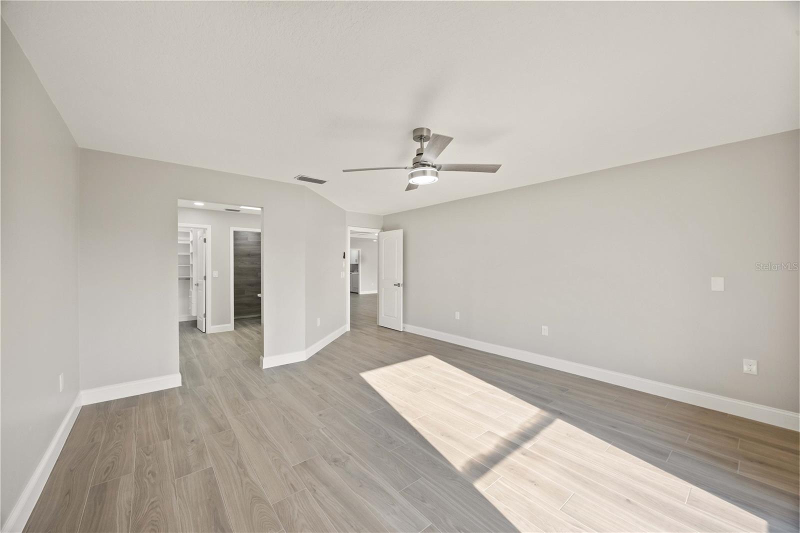 Image 27 of 56 For 717 Carnoustie Terrace 9