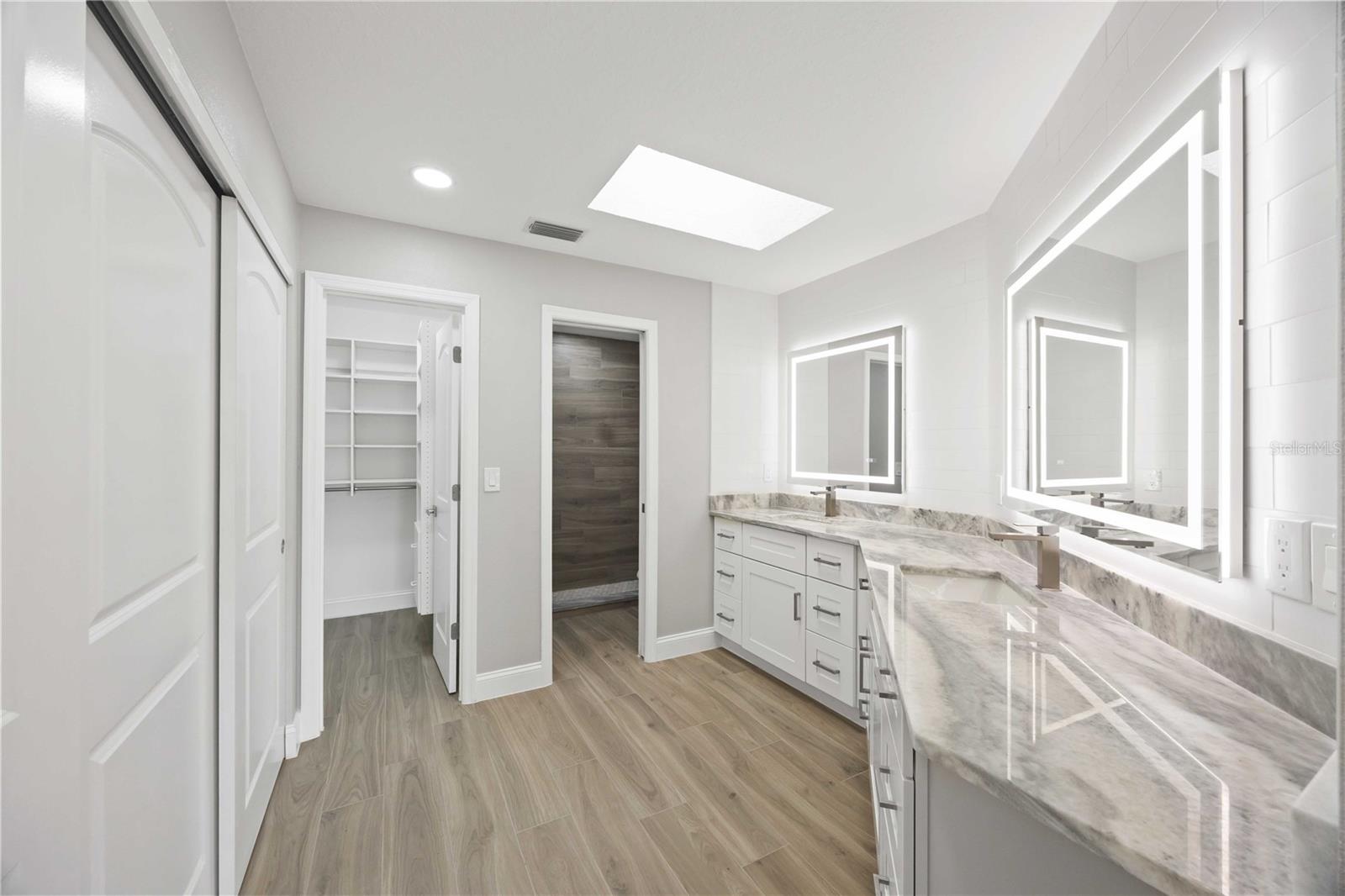 Image 29 of 56 For 717 Carnoustie Terrace 9