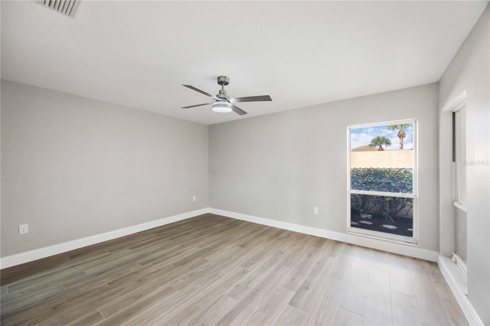 Image 31 of 56 For 717 Carnoustie Terrace 9