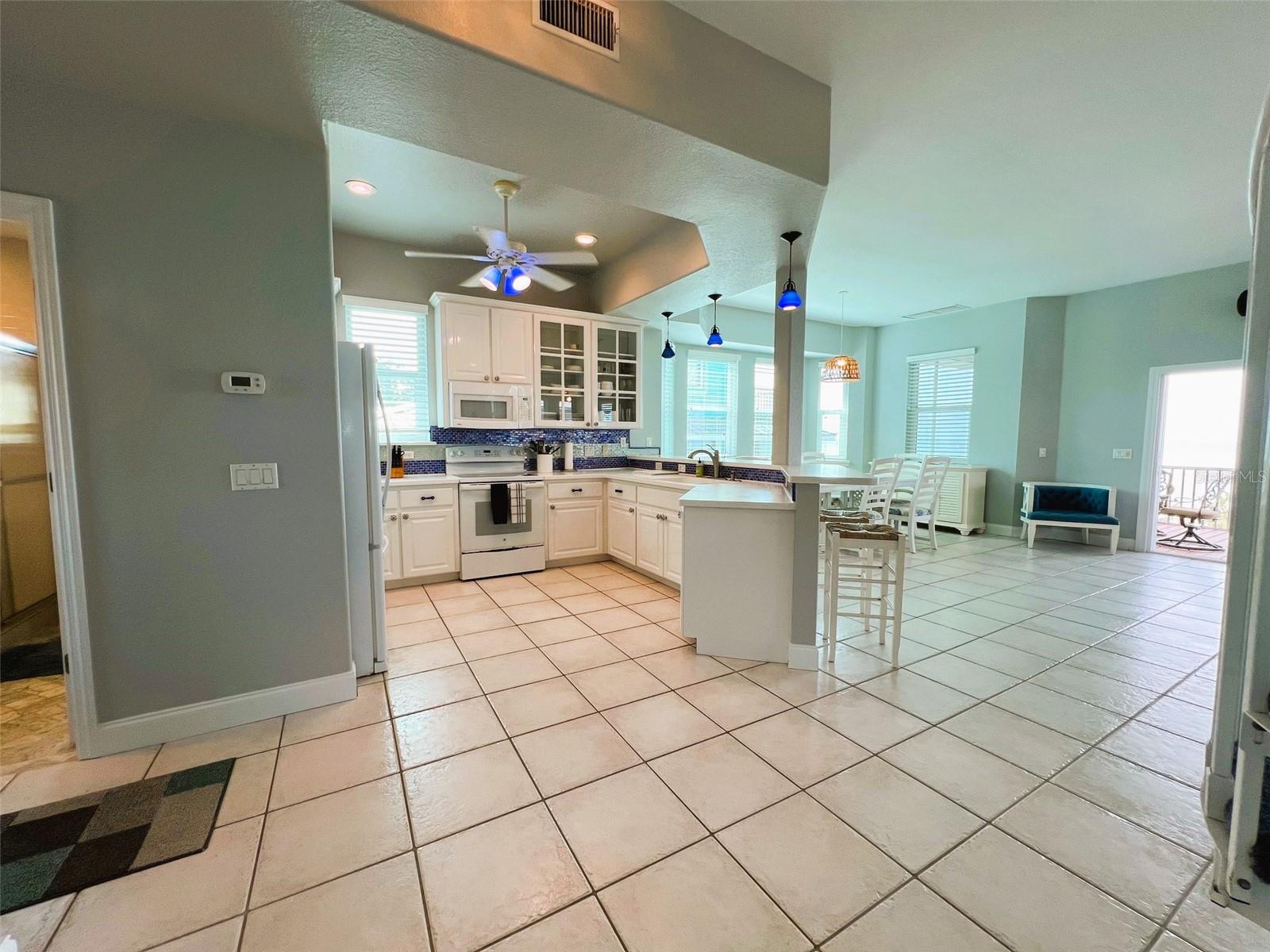 Image 15 of 64 For 8798 Grand Avenue