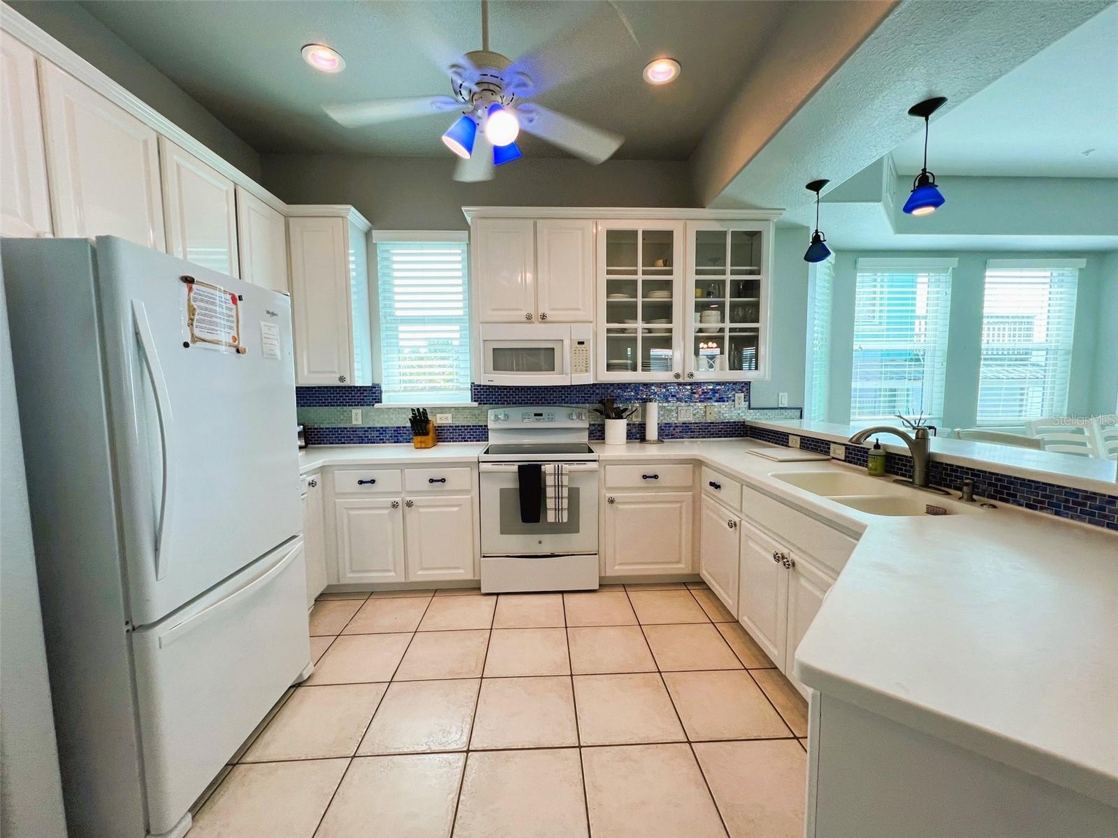 Image 17 of 64 For 8798 Grand Avenue