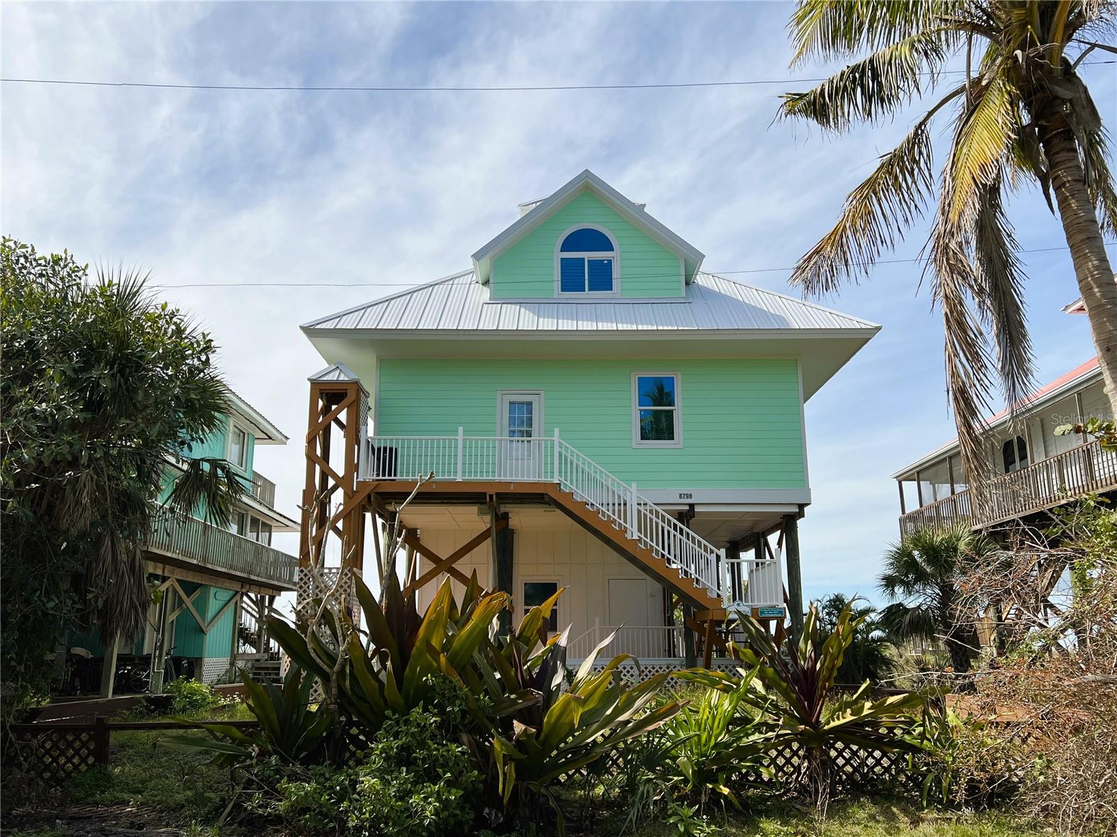 Image 3 of 64 For 8798 Grand Avenue