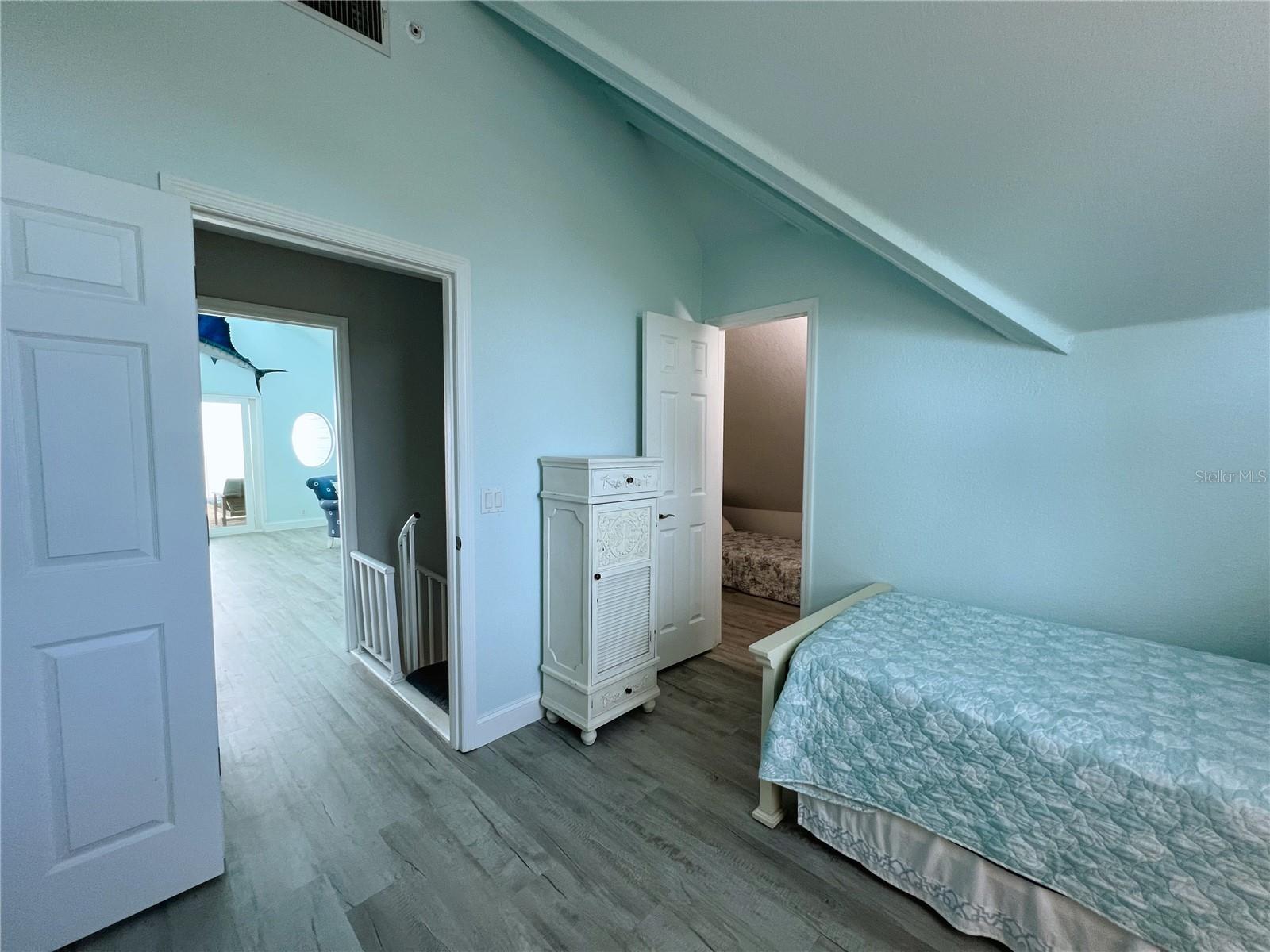 Image 31 of 64 For 8798 Grand Avenue